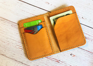 Midway Vertical Bifold, Russet